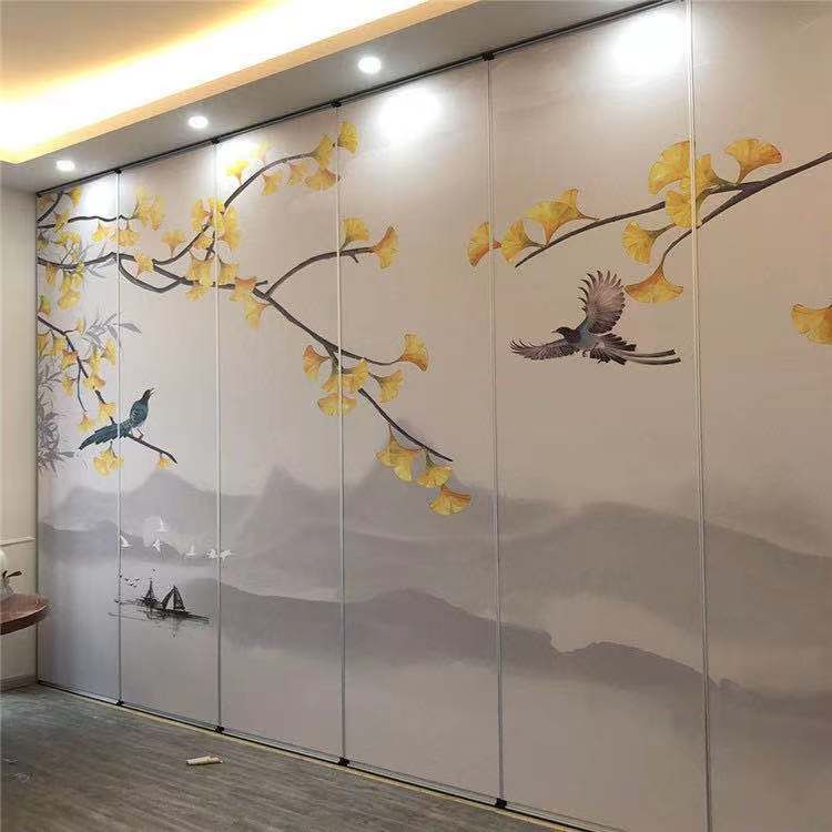 山東酒店活動(dòng)隔斷，吊軌道隔斷工程