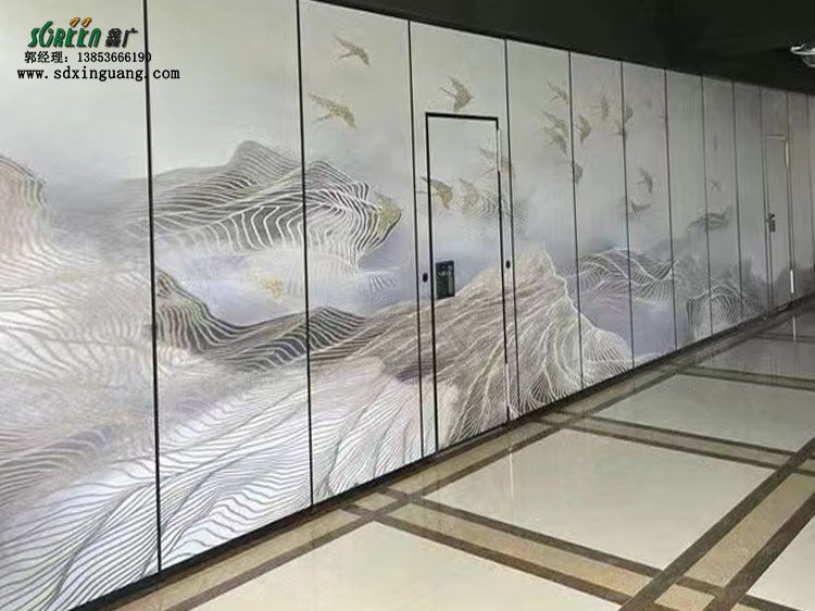 濰坊活動(dòng)隔斷廠家酒店活動(dòng)隔斷墻，展廳折疊推拉門，移動(dòng)屏風(fēng)高隔